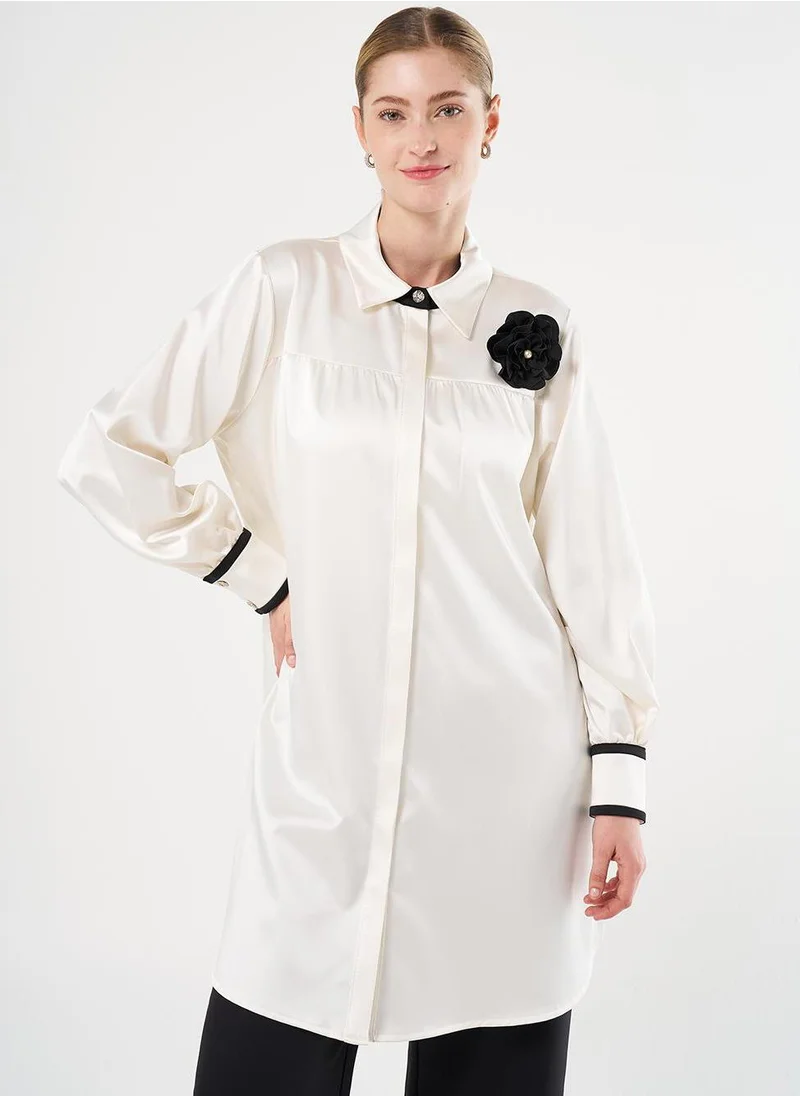 Kayra Floral Detail Satin Tunic in Ecru