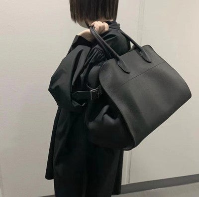 genuine goods purchasing The row bag margaux15 leather tote bag large capacity commuter handbag Dong Jie Black silver lychee buckle