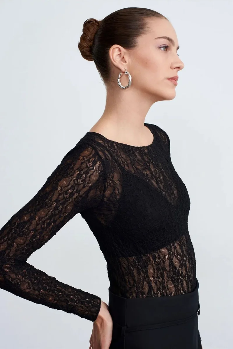 Dilvin Black DILVIN Slim Fit Lace Boat Neck Blouse for Women | Best Price UAE