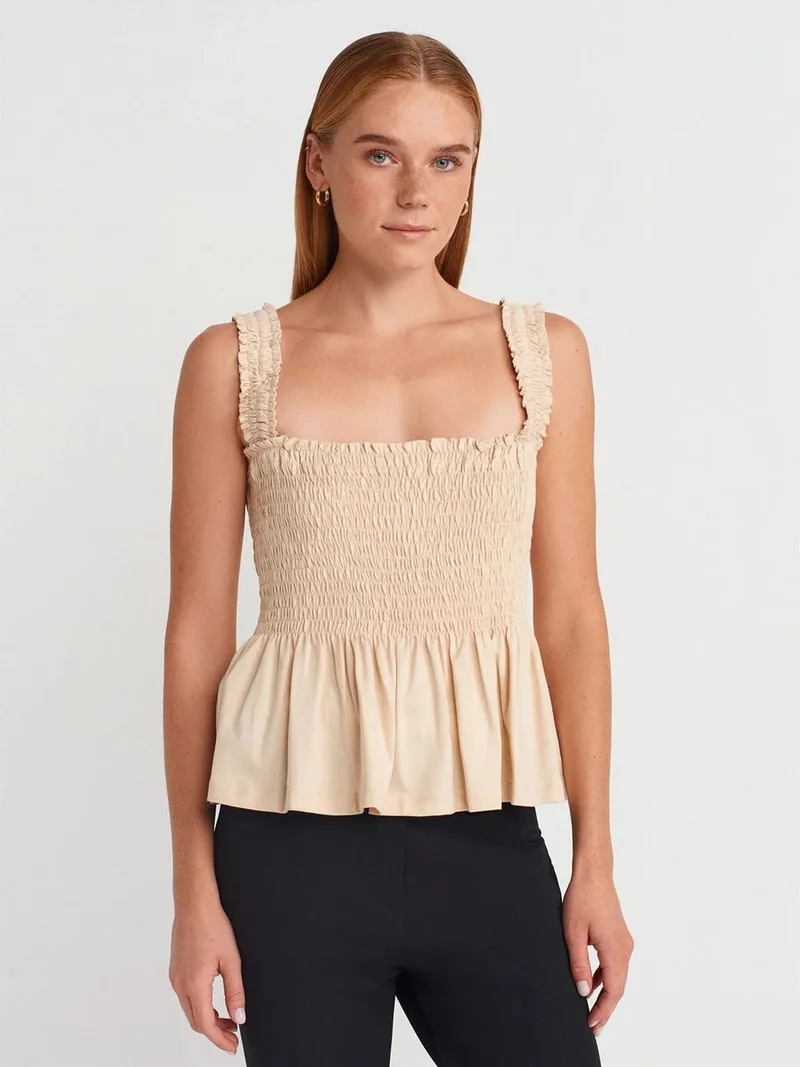 ديلفين Dilvin Square-Neck Frilly Sleeveless Blouse