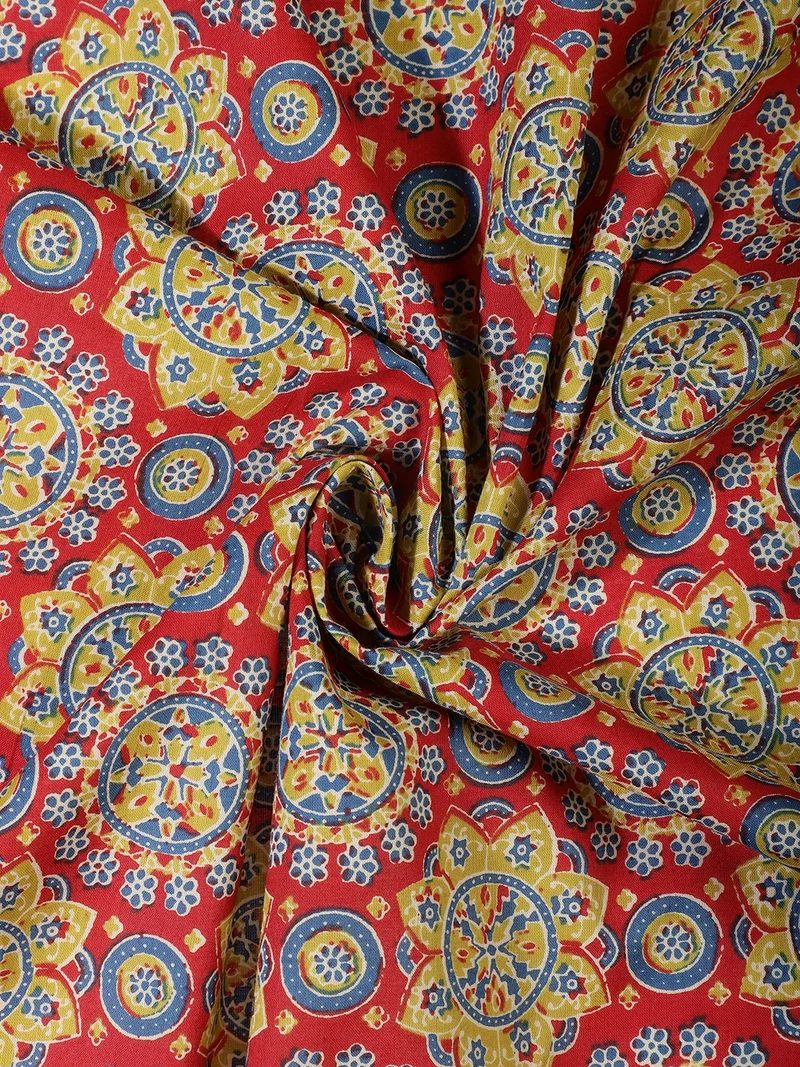 أيه كيه إس Vibrant Red Floral Print Fabric for Crafts