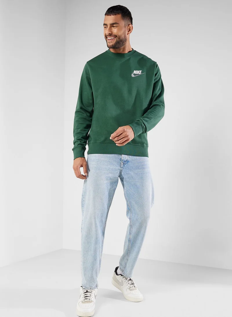 Nike Essential Club Sweatshirt