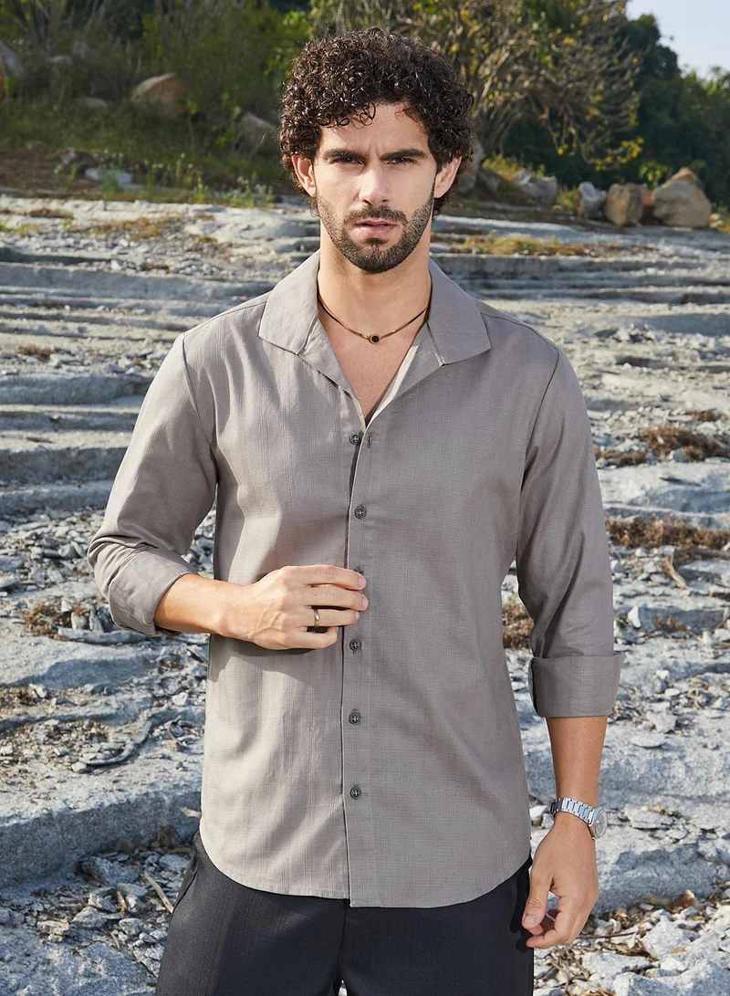 كامبوس سوترا قميص رجالي سادة كاجوال بلون رمادي قمري