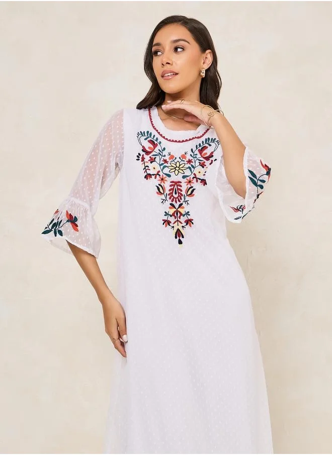 ستايلي Embroidery Detail Dobby Shift Maxi Dress