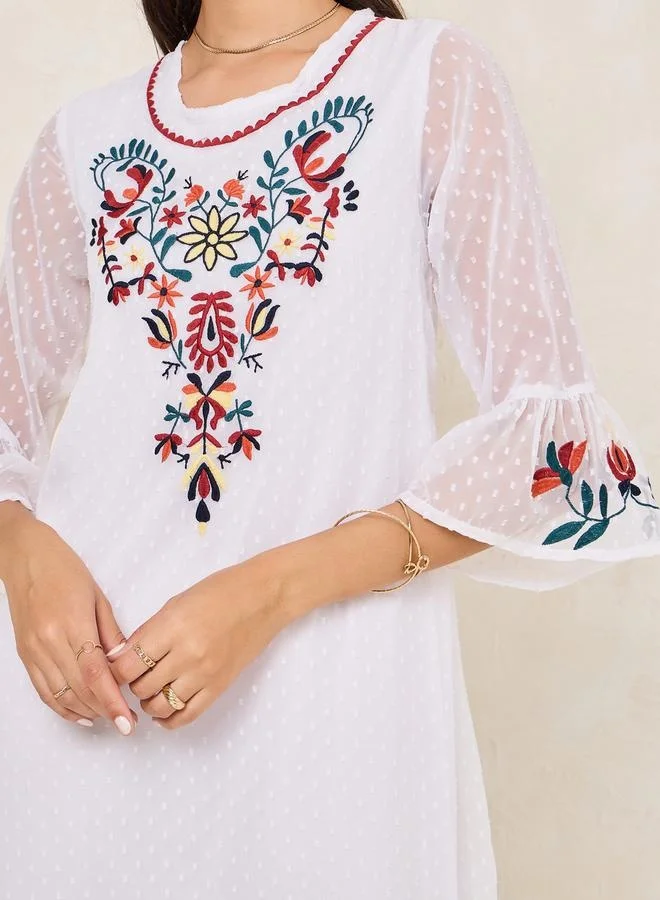 Styli Embroidery Detail Dobby Shift Maxi Dress