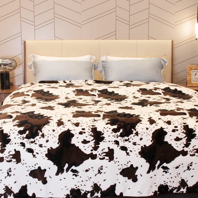 COW PRINT BLANKET SOFT WARM TWIN BLANKETS AND THROWS BEDDING FLEECE BLANKET COZY FLANNEL BLACK BED BLANKET COUCH SOFA THROW BLANKET GIFT FOR VALENTINE MOTHER FATHER COUPLE 60X80 INCH