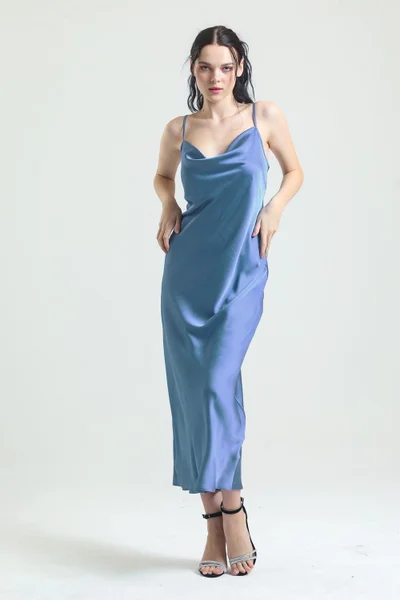 ماجيك فورم 9790 Degaje Collar Crepe Satin Long Nightgown-Blue