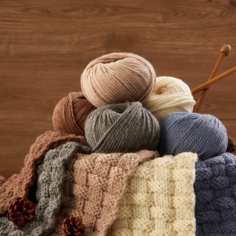 Gisimo 100% Merino Wool Yarn, 3-Ply Luxurious and Soft Yarn for Hand Knitting & Crocheting (Evergreen, 1Ball) - Image 5