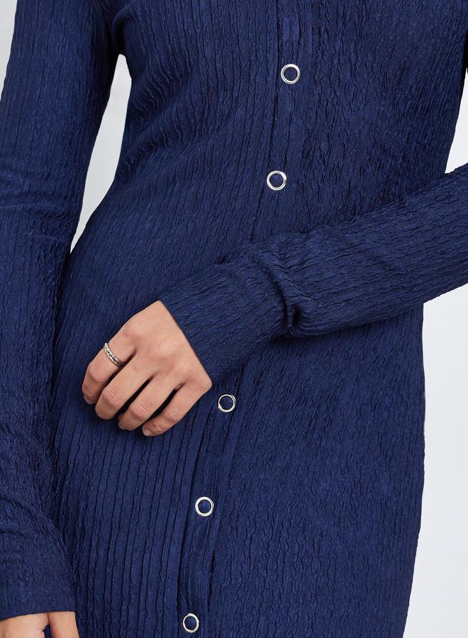 Styli Blue Textured Midi Dress with Button Detail - Image 3