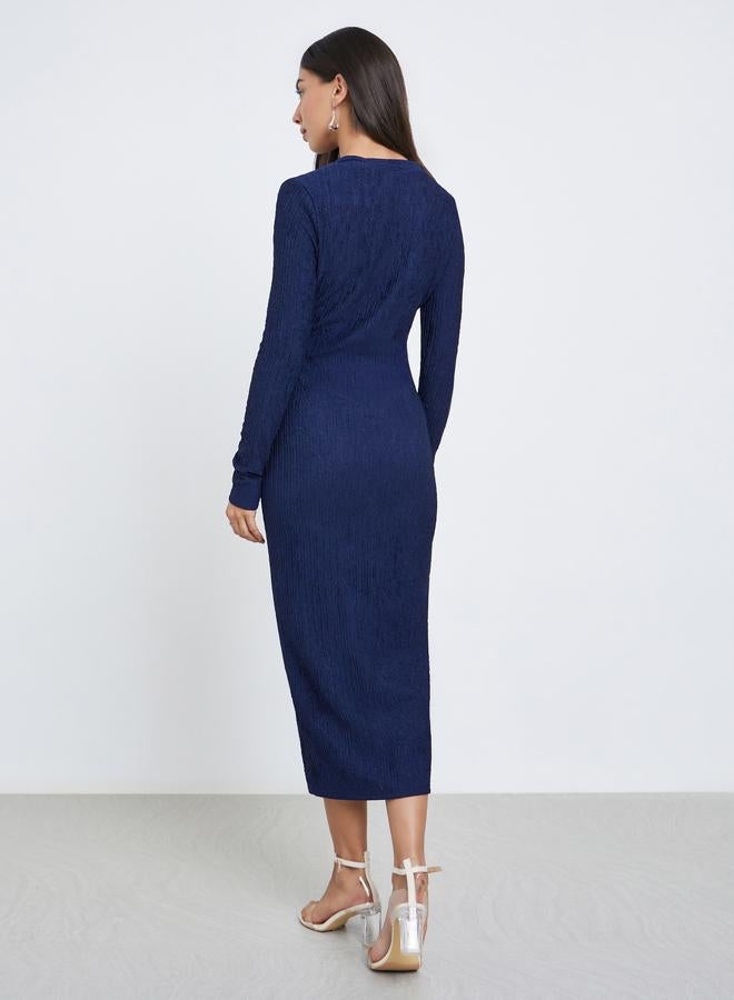 Styli Blue Textured Midi Dress with Button Detail - Image 4