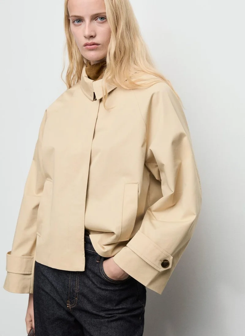 MANGO Short oversized trench coat with epaulettes