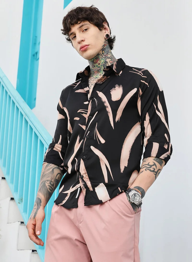Campus Sutra Campus Sutra Men's Obsidian Black & Ecru Beige Contrast-Strokes Imprint Shirt | Spread Collar , Long Cuffed Sleeves , Button Closure , Curved Hem | Abstract Print Plain | Shirt For Casual Wear