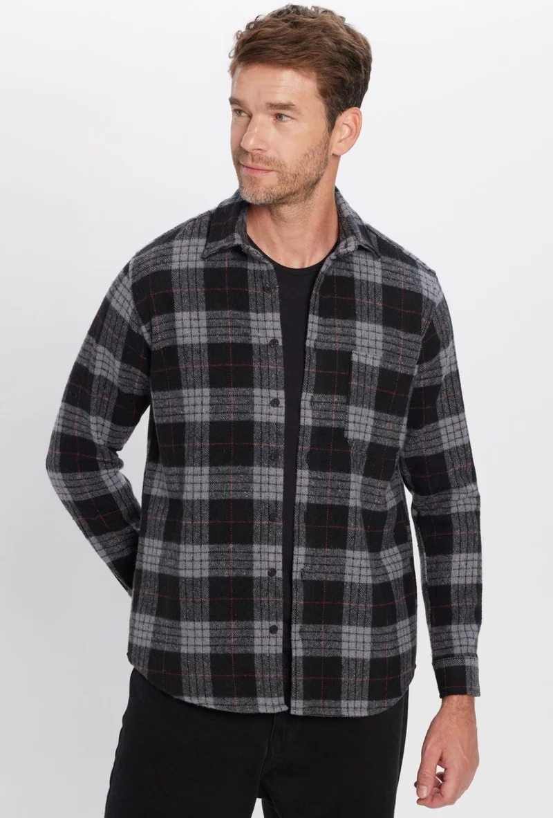 تودورس Men's Classic Fit Regular Cut Single Pocket Checkered Winter Lumberjack Shirt