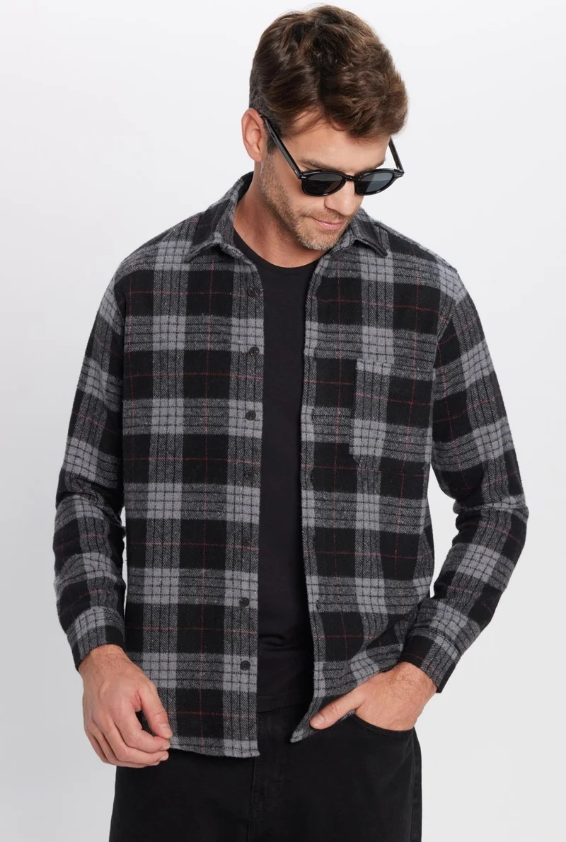 تودورس Men's Classic Fit Regular Cut Single Pocket Checkered Winter Lumberjack Shirt