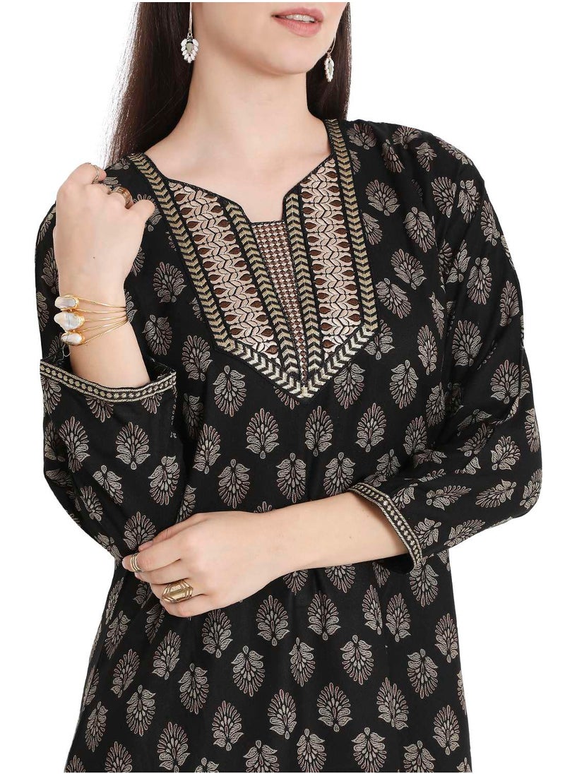 HANA & SARA - CASUAL FARASHA KAFTAN DRESS WITH UNIQUE PRINT AND THREAD EMBROIDERY FOR WOMEN - Image 1