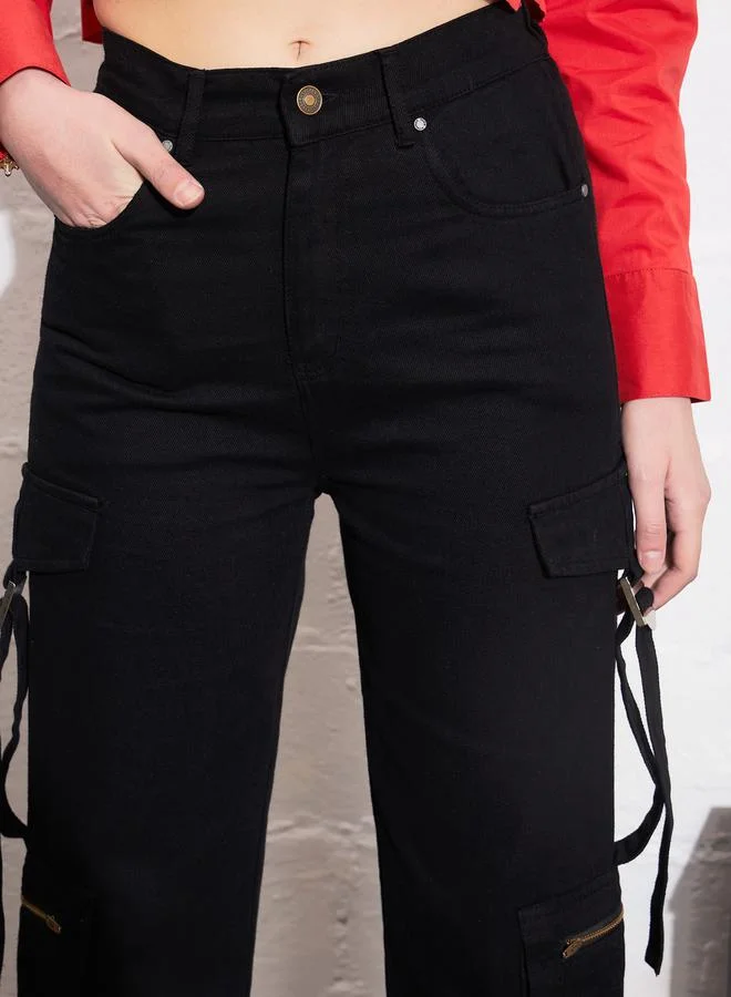 SASSAFRAS Zipper Pocket Cargo Straight Jeans by Styli