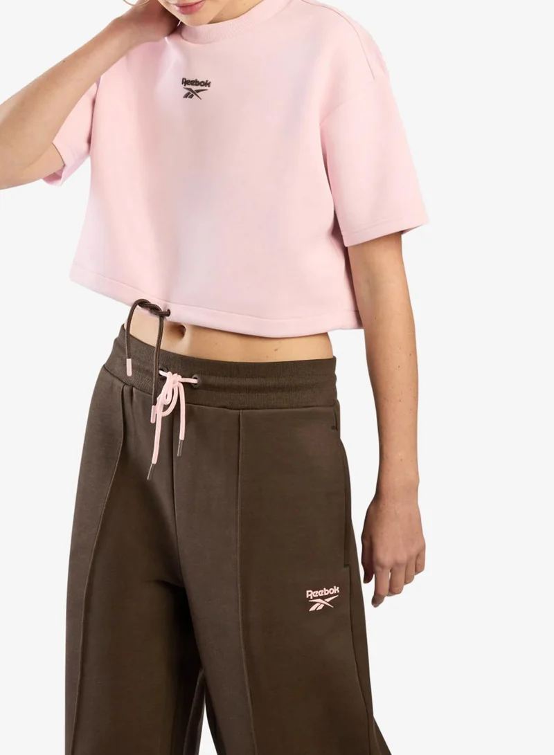 Reebok Urban Tech Cropped T-Shirt