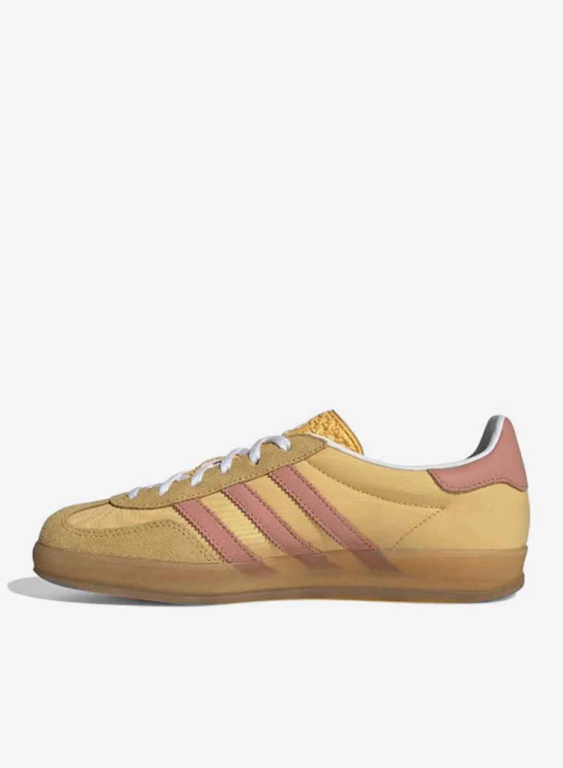 اديداس اوريجينالز أديداس جازيل اندور دبليو أصفر أوريجينالز نسائي