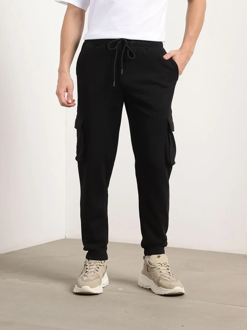 نوبيرو Men's Black Cargo Jogger Sweatpants