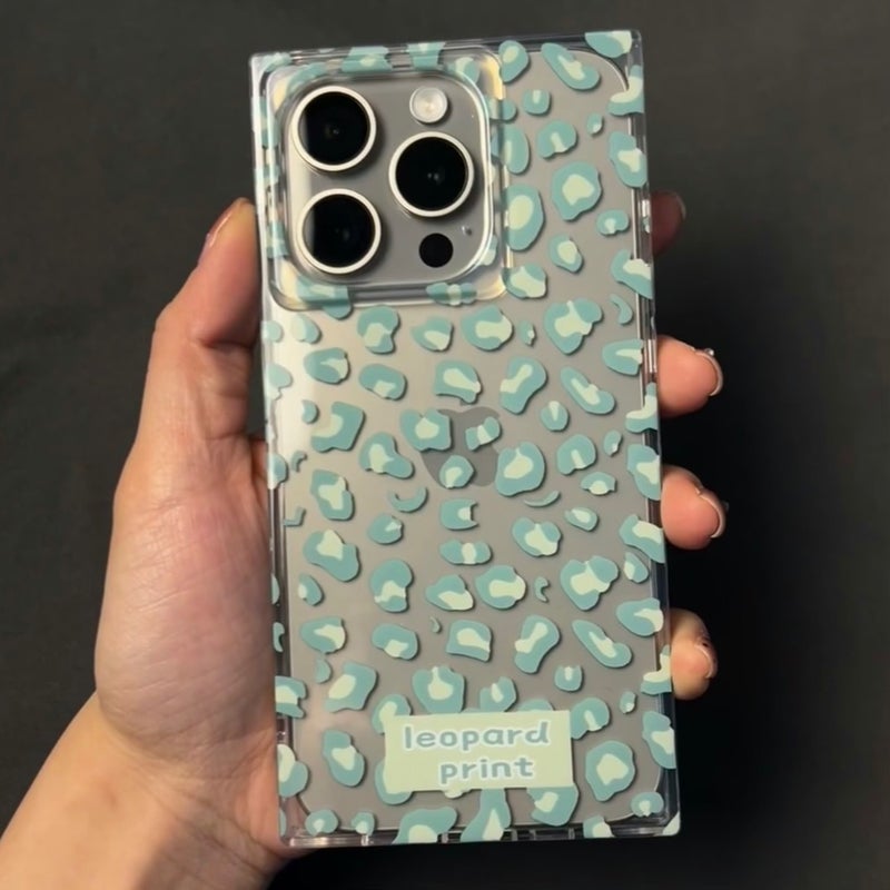 جراب هاتف Apple iPhone 14 Pro Max، مصنوع من مادة TPU شفافة مقاومة للصدمات، بتصميم عصري وإبداعي، يغطي الشاشة بالكامل، بنقشة جلد النمر الأخضر، جراب هاتف مربع ناعم مقاوم للسقوط - Image 1