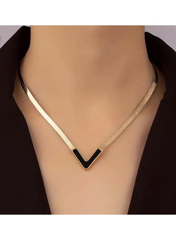 هوم كليرانس سايل 18K الذهب مطلي الشخصية على شكل V قلادة قلادة أسلوب بسيط مجوهرات هدية إكسسوارات النساء - Image 1