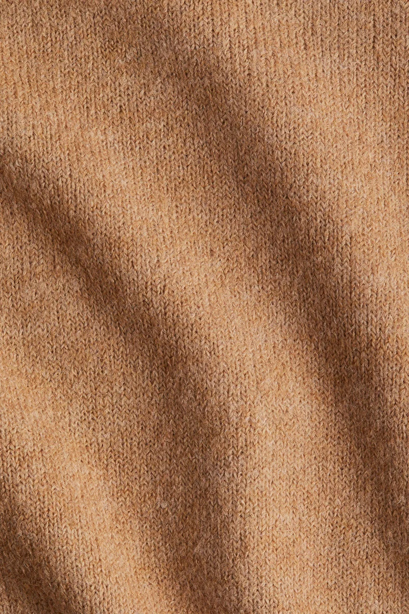 اتش اند ام كنزة بياقة بولو