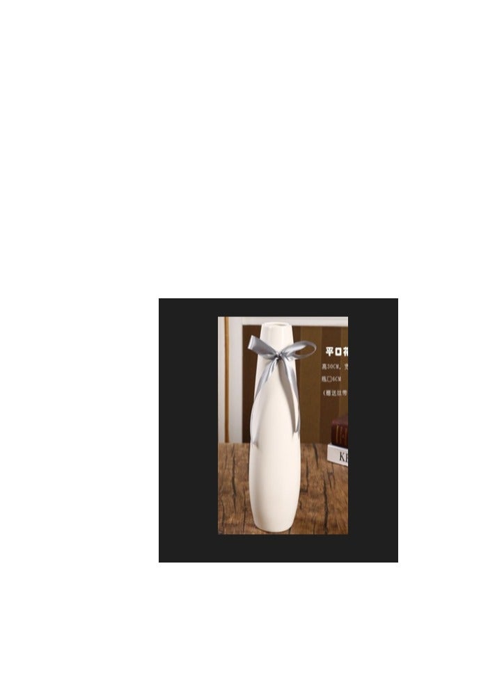 بوينت White vase