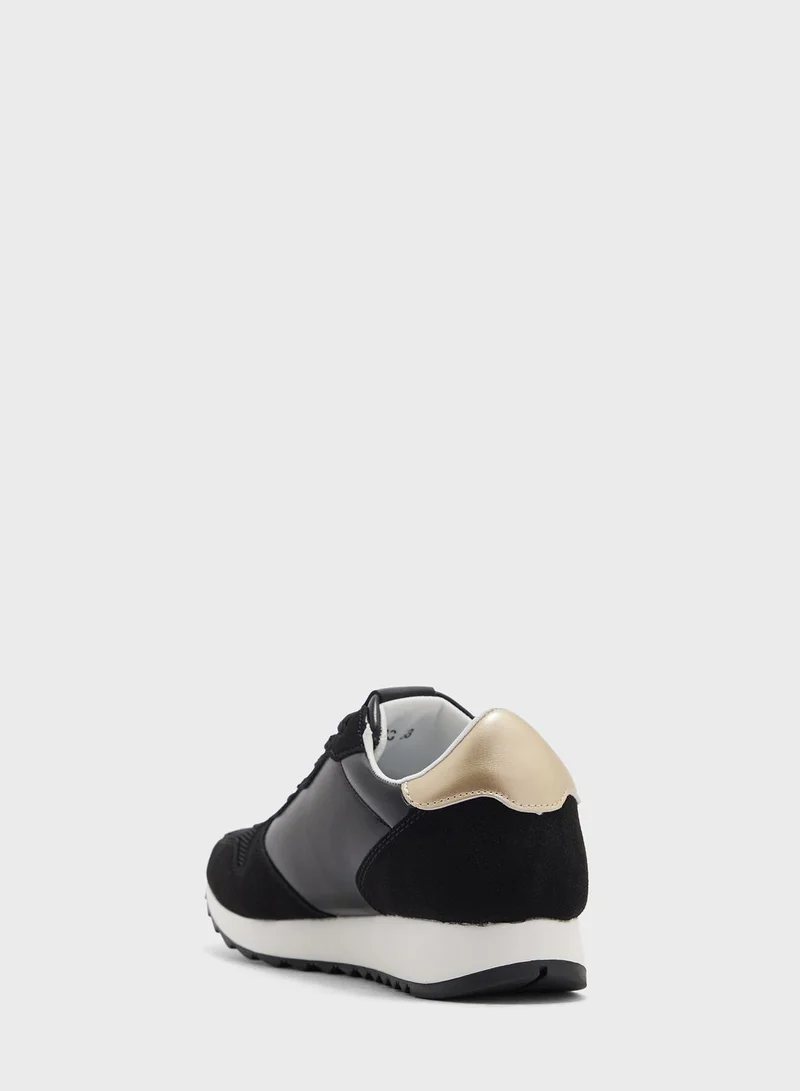 Ginger Star Chunky Sole Sneaker