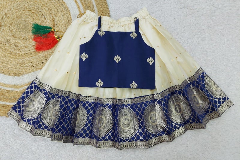 COMRATE Baby Girls South Indian Blue Pattu Pavadai Lehenga Choli set For kids-6-12 Months - Image 3
