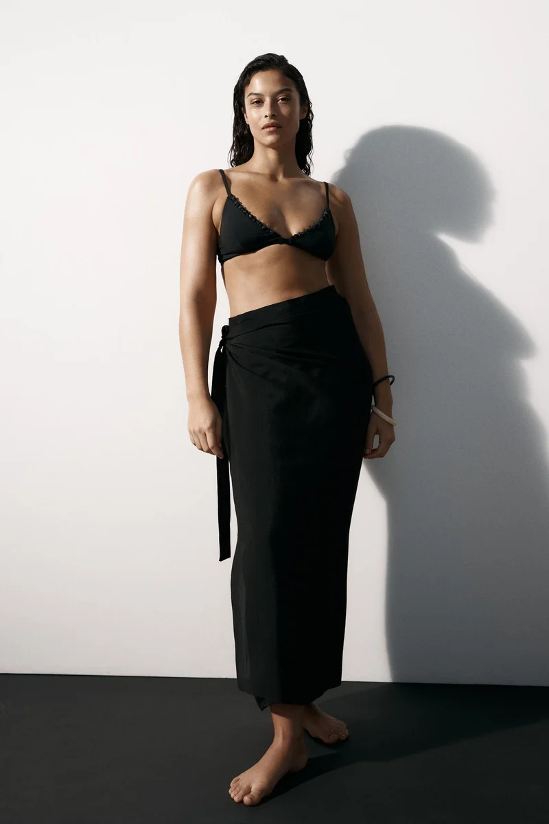 اتش اند ام بيكيني توب بتصميم مثلث