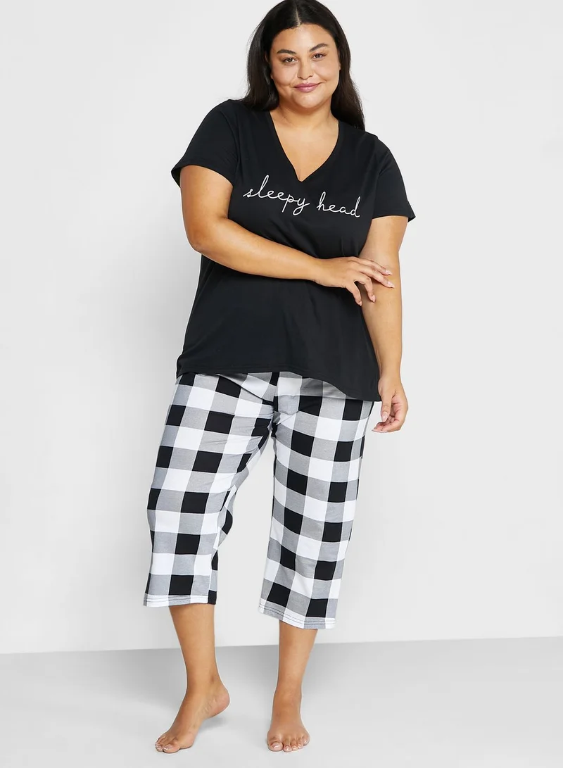 Avenue Checked Shorts & V-Neck T-Shirts Set
