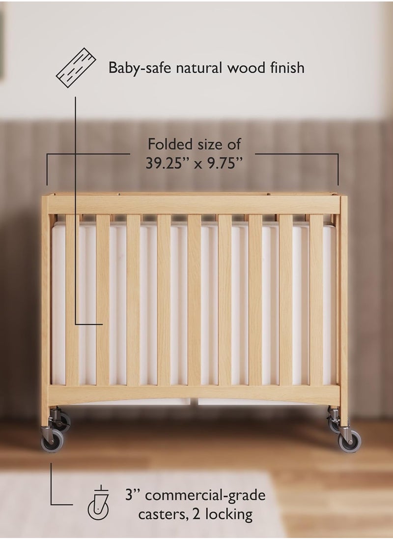 فاونديشن سرير أطفال خشبي صغير قابل للطي من Foundations Travel Sleeper، سرير أطفال محمول مع مرتبة سرير من إسفنج InfaPure مقاس 2 بوصة وعجلات تجارية، سرير فندقي (طبيعي)  - Image 3