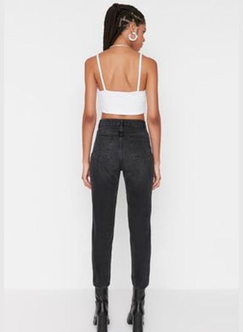 trendyol Ripped Black High Waist Mom Jeans with Double Buttons TWOSS22JE00087 - Image 5