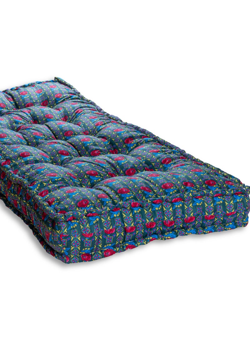 Bed comforter made of polyester, size 190*90 cm 