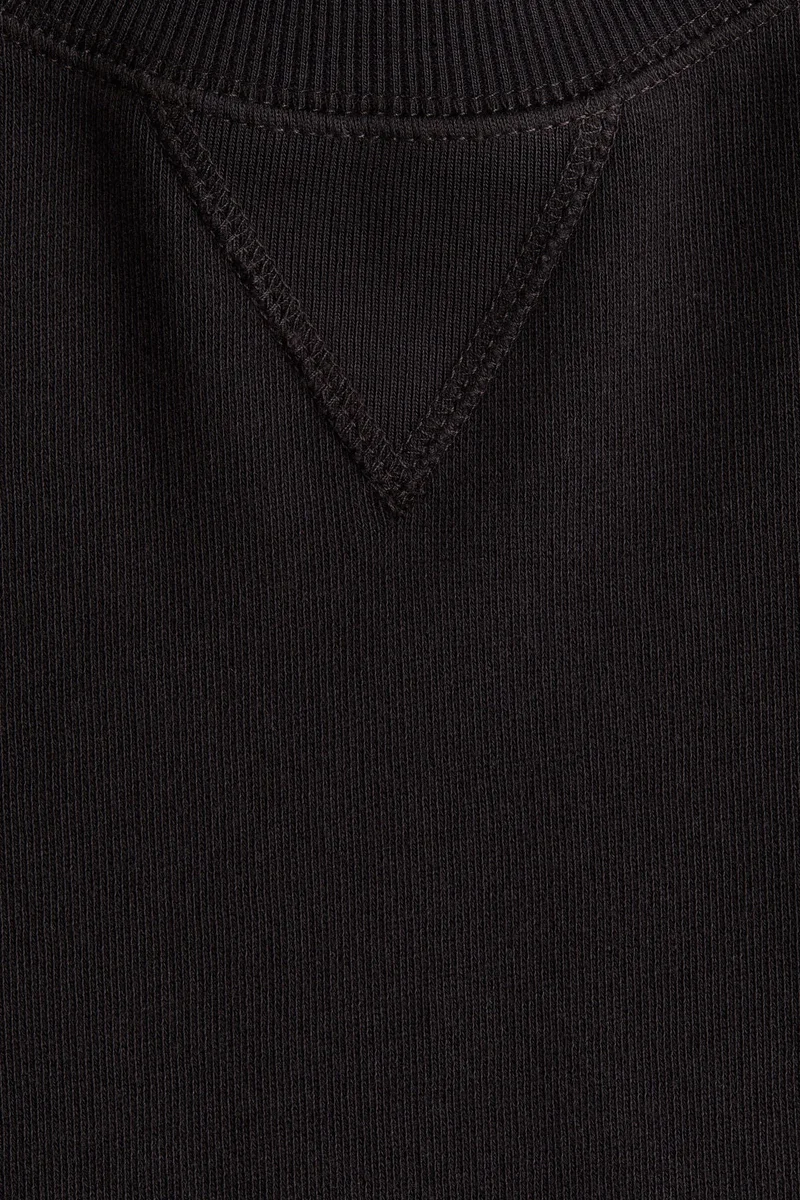 اتش اند ام سويت شيرت