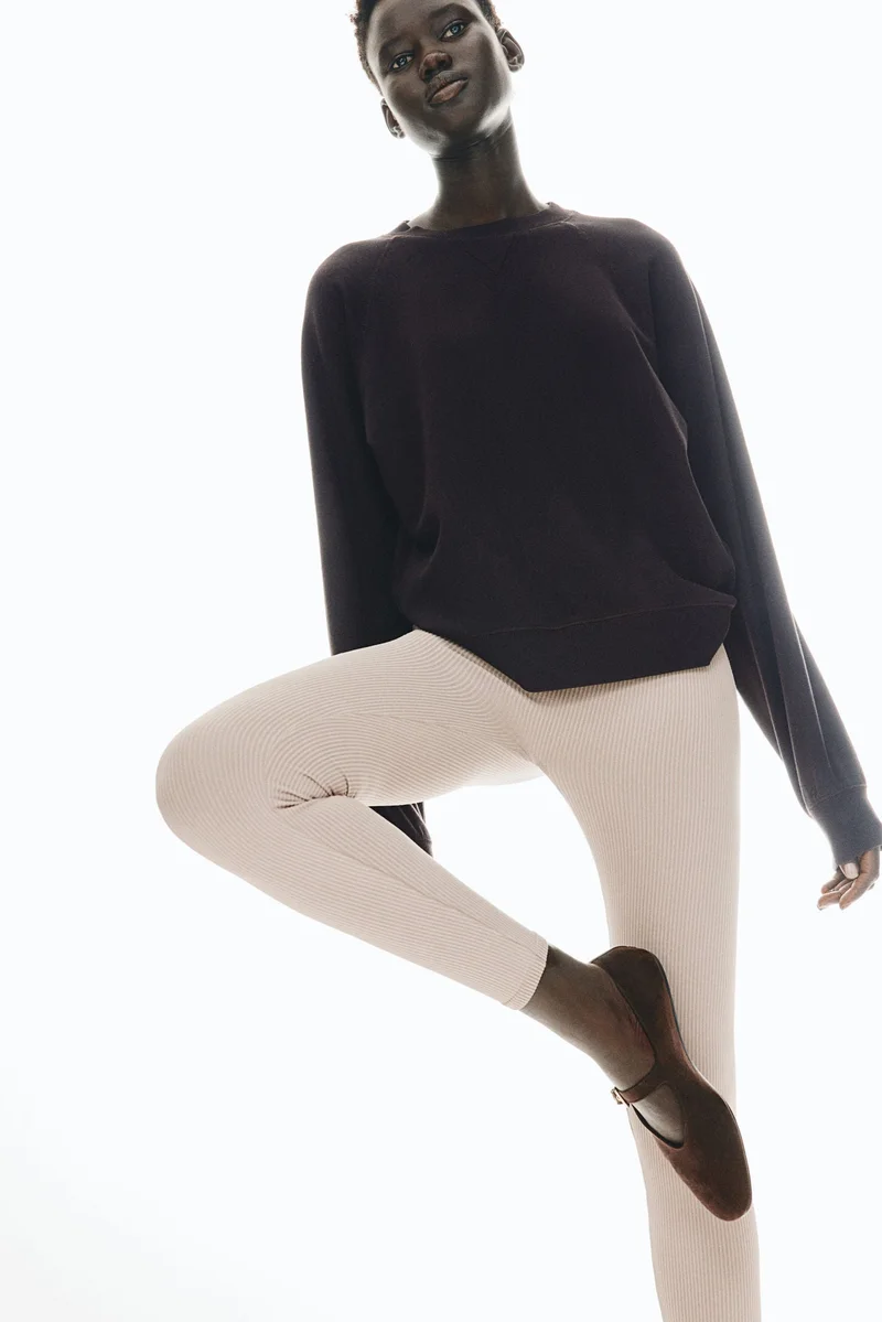 اتش اند ام سويت شيرت