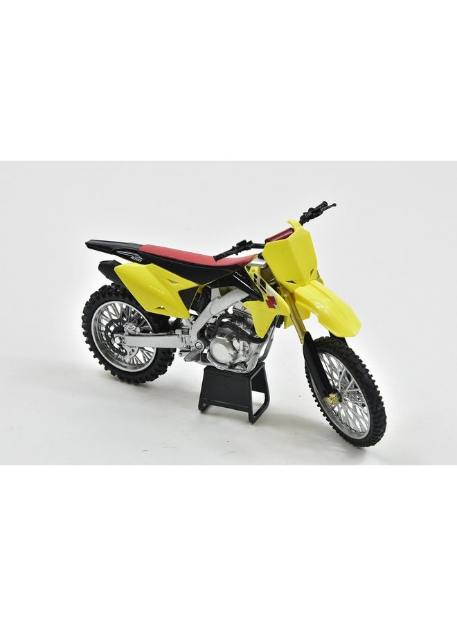 دراجة سوزوكي RM-Z450 2014 موتوكروس/طرق وعرة من إنتاج نيو راي، باللون الأصفر، (57643) - pzsku/ZE3677DE095D21CB99445Z/45/_/1741329888/073e4712-d0c6-43fd-860c-0c1b5ebad007