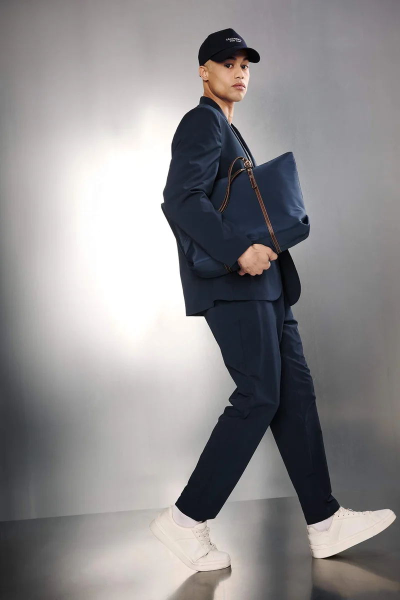 ديفاكتو Standard Fit Trousers