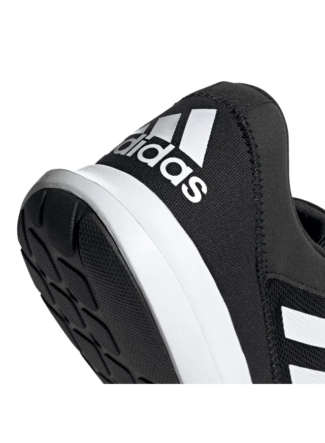 adidas كوراسر بلاك سنيكرز 6
