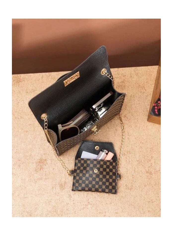 Chain strap shoulder bag with small pouch  - Image 5