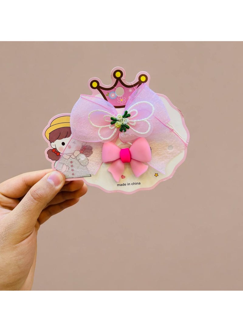 Generic Bow Hair Clip with a Soft and Delicate Design! A charming touch to your little one’s elegance, adding beauty to her hairstyle and keeping the hair in place with a cute and trendy style! 💕