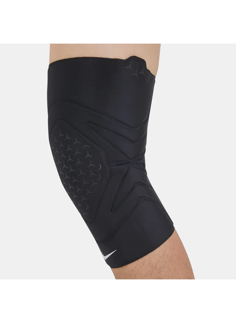 Nike Pro Closed-Patella Knee Sleeve