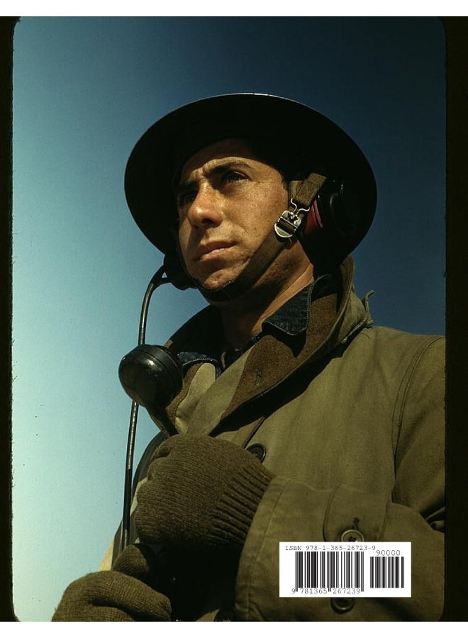 Uniforms of the U.S. Army Ground Forces 1939 - 1945 Volume 7 Part II Miscellaneous Clothing Items Socks & Stockings, Gloves & Mittens, Sweaters & Protective Clothing  - Image 2
