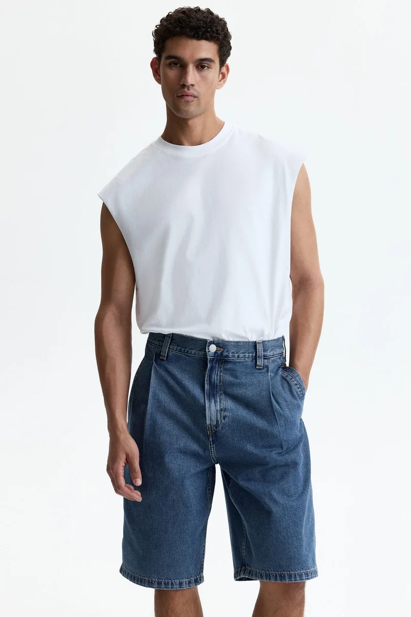 H&M  Baggy pleated denim shorts for Men | Best Price UAE
