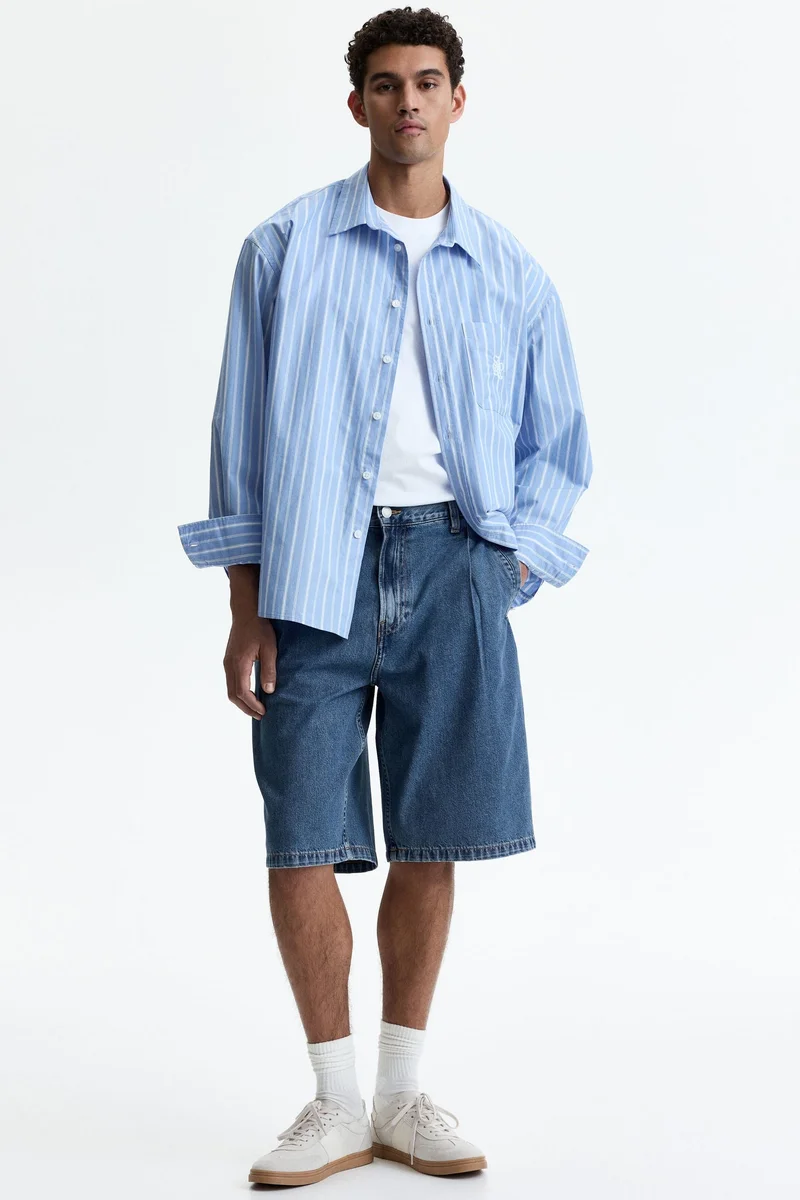 Baggy pleated denim shorts