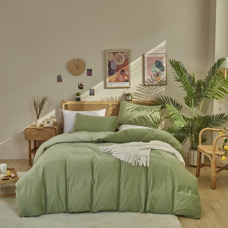 Houseri Sage Green Velvet Comforter Set Queen Fluffy Light Green Micromink Sherpa Bedding Sets Queen Warm 3 Pieces Lightweight Durable Solid Green Flannel Fuzzy Extra Comfy Soft Plush Bed Quilts Queen - Image 1