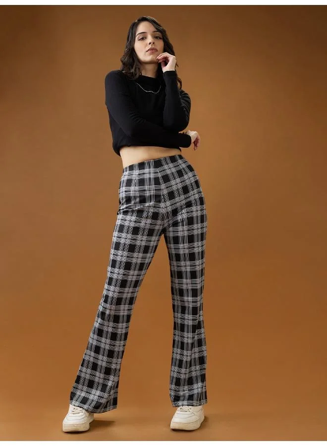 globus Globus Women Black Checkered Mid Rise Flared Trousers