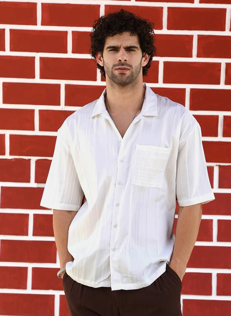 Campus Sutra Men's Chalk White Unbalanced-Ridge Oversized Shirt