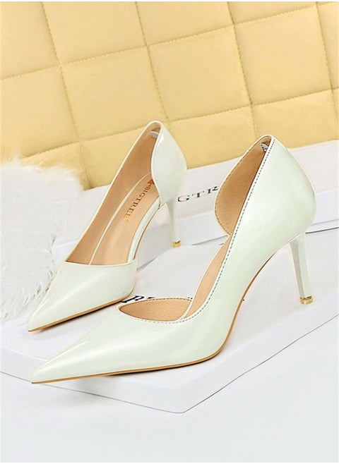 7.5cm Korean Version Of Fashion Simple Slim With Bright Surface Patent Leather Shallow Mouth Pointed Side Hollow Heels White