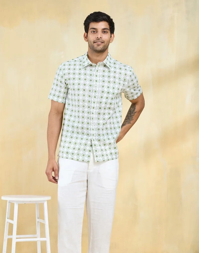 فاب انديا قميص قطن أبيض مطبوع يدويًا